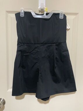 Neiman Marcus Black Strapless Romper